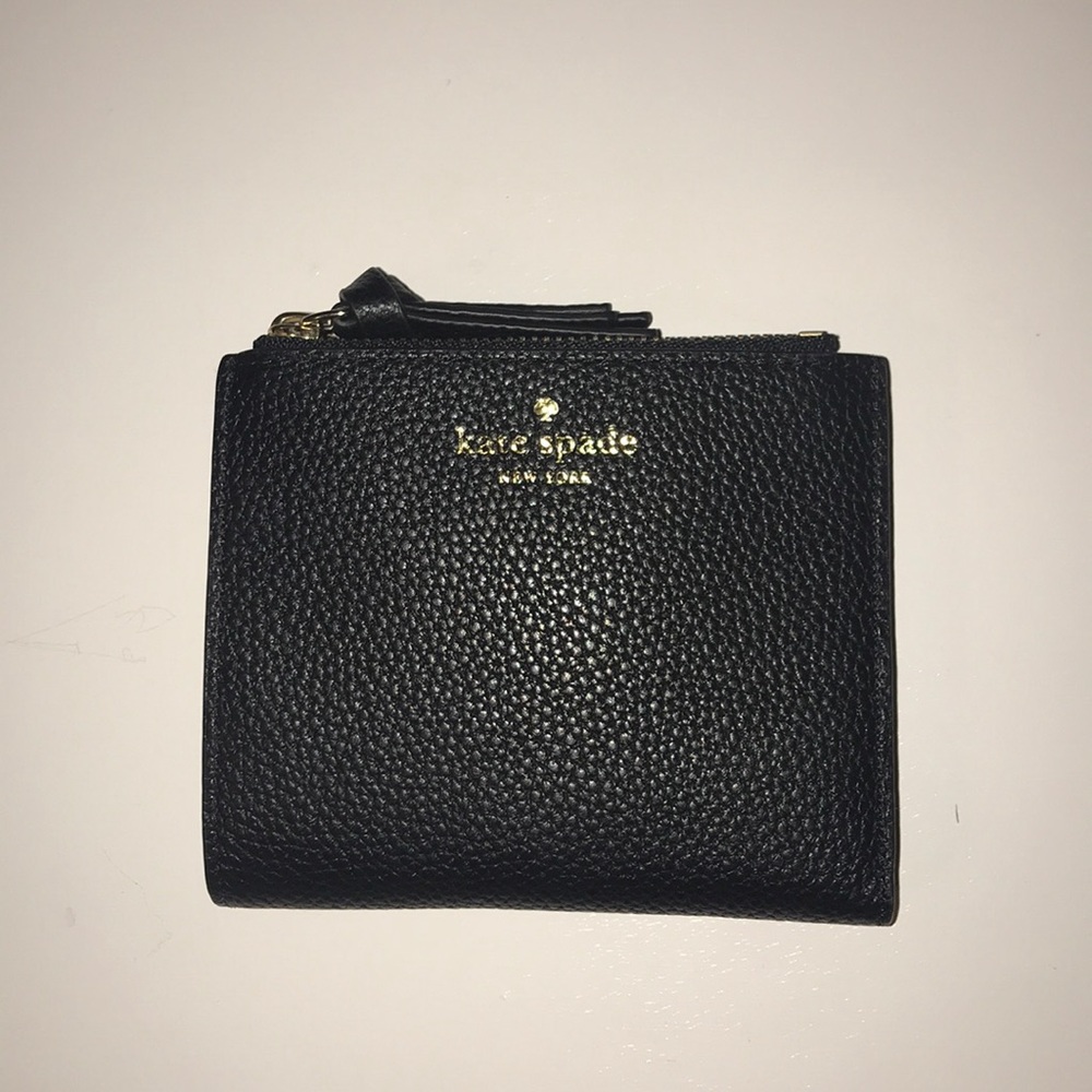 NWT Kate Spade New York Wallet
